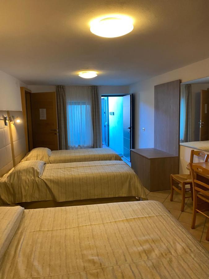 Fedrig Private Rooms & Apartment Кобарид Экстерьер фото