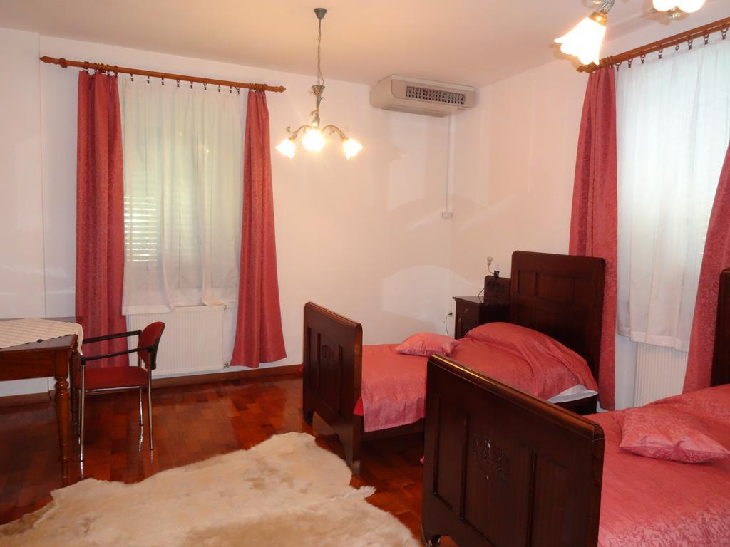 Fedrig Private Rooms & Apartment Кобарид Экстерьер фото
